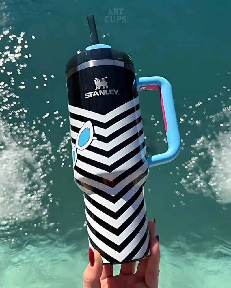 Stanley 40 oz Quencher H2.0 Tumbler – Modern Chevron & Electric Blue Edition