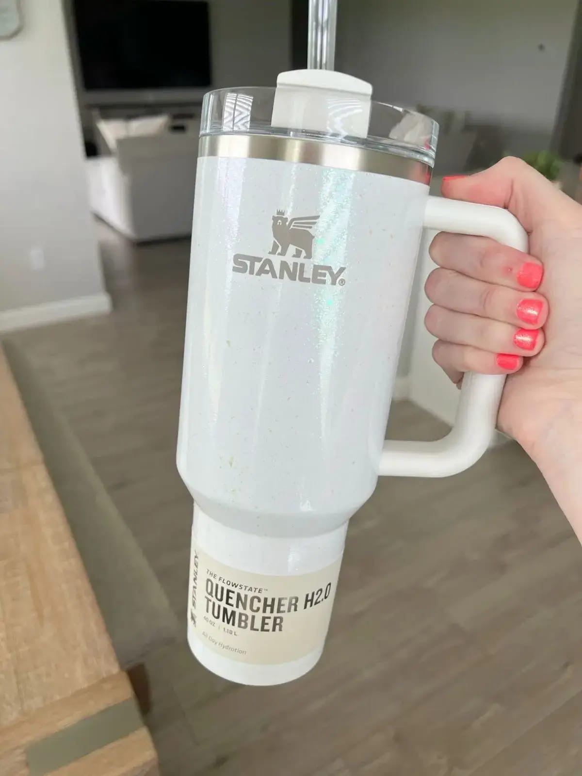 Stanley IceFlow ™ Flip Straw Water
Bottle - Lavender Fog