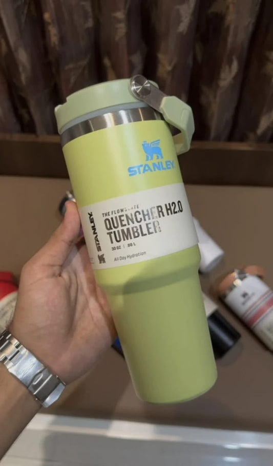 Stanley 30 oz Quencher H2.0 FlowState™ Tumbler – Vibrant Lime Green